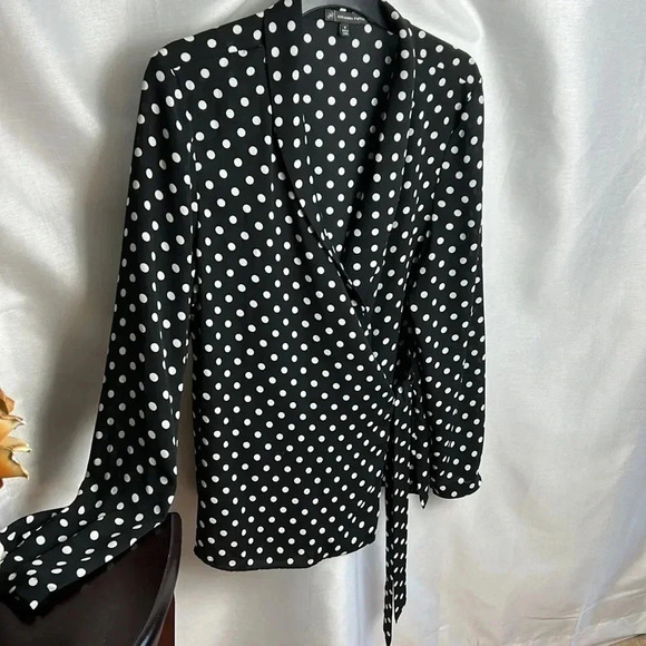 ADRIANNA PAPELL wrap sheer chiffon polka dot B&W blazer,cover jacket,blouse.EC - Picture 6 of 16